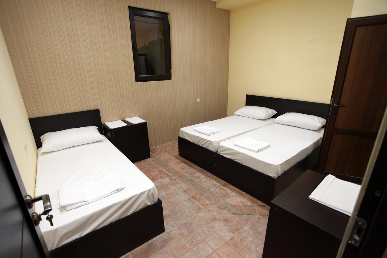 Yerevan Inn Hostel Exterior photo